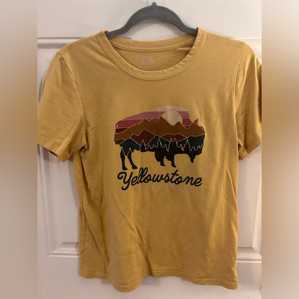 Yellowstone Graphic Tee
